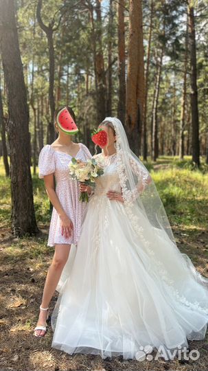 Свадебное платье