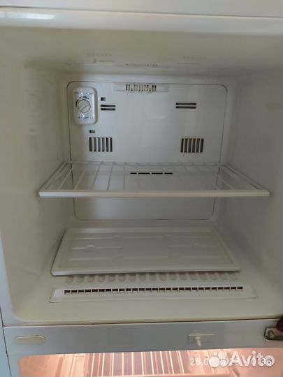 Холодильник бу продаю Лджи