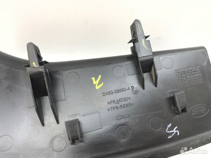 Накладка стоп-сигнала задняя правая Land Rover