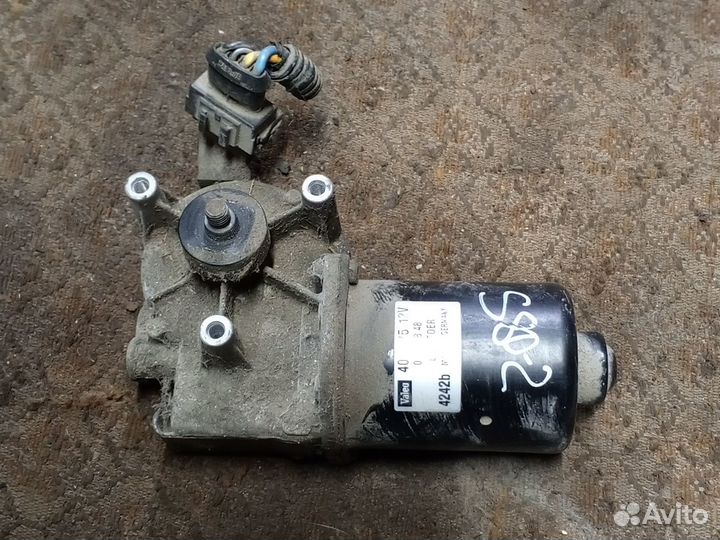 Моторчик трапеции на Вольво S80 2002г