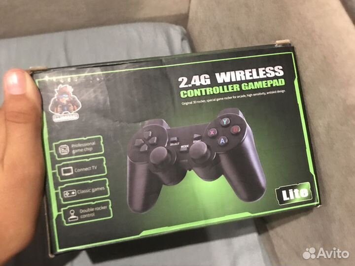 2.4G wireless controller gamepad