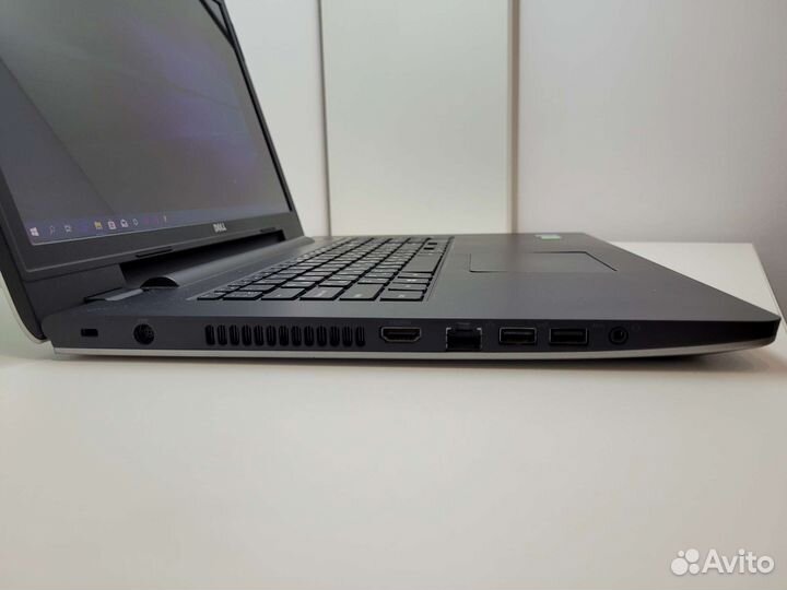 Ноутбук 17.3 Dell Inspiron i7/8Гб/120+1000Гб/840M