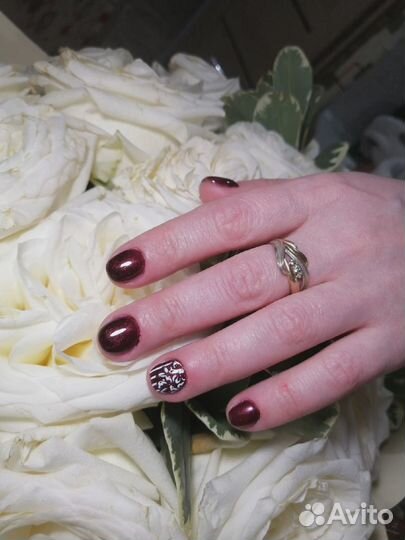 Маникюр гельлак