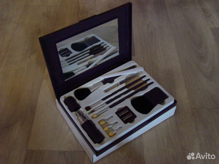 Yves Rocher набор для макияжа