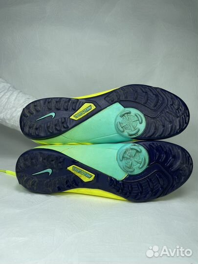 Сороконожка nike mercurial 2011 года