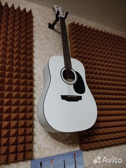 Новая гитара Jet (ель/красное дерево) обмен