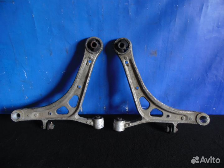 Рычаг передний левый Subaru Legacy B13 BL