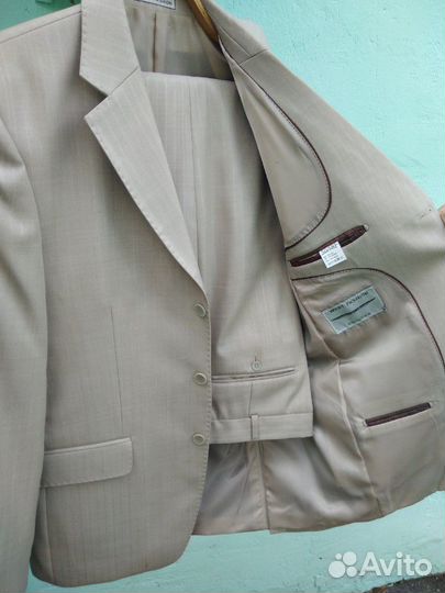 Костюм мужской