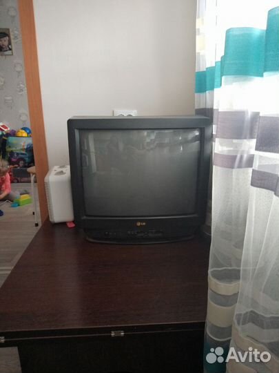 Телевизор