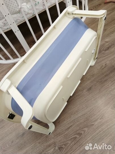 Ванночка для купания складная с термометром