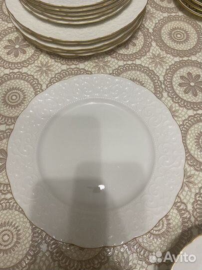 Сервиз столовый и чайный