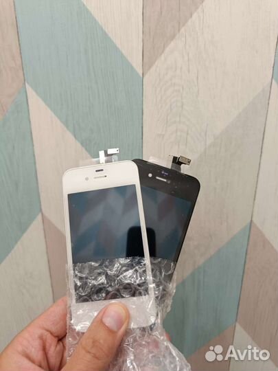 Дтсплей на iPhone 5 и iPhone 4s + чехлы