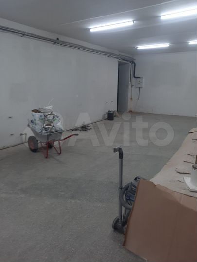 Свободного назначения, 1900 м²