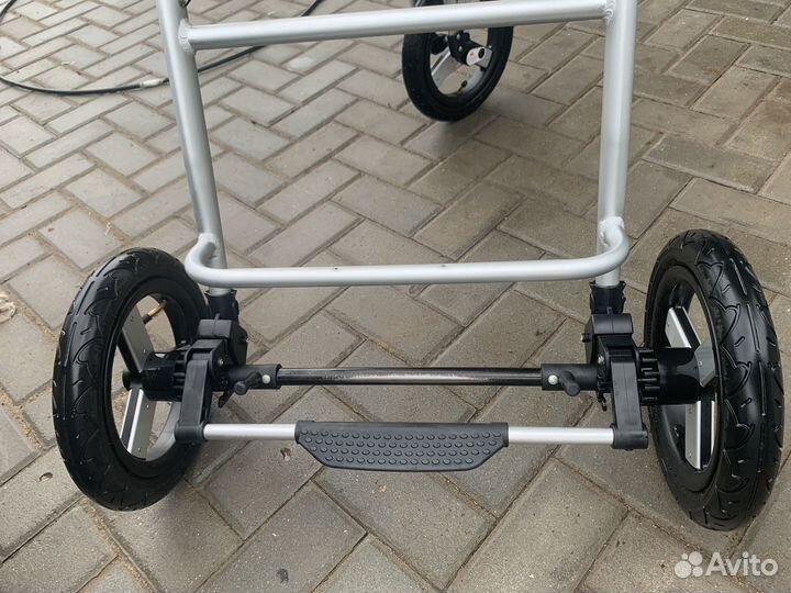 Прогулочная коляска bumbleride indie