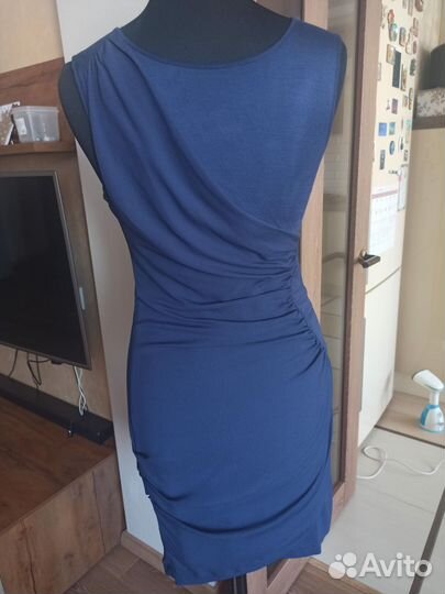 Платье мини с драпировками 44