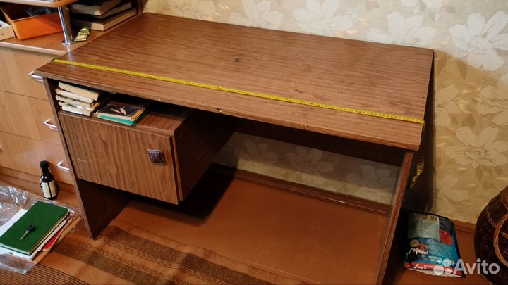 Стол письменный