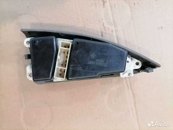 Блок управления стеклоподъемниками Chrysler