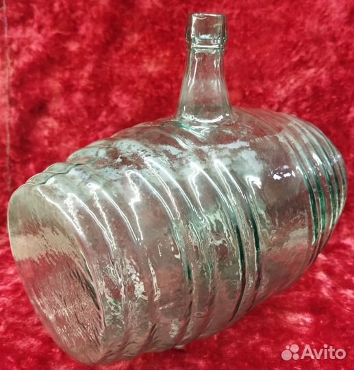 Старинная бутыль старинная 