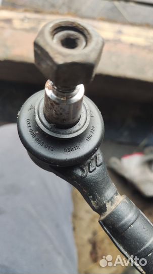 Тяга рулевая Mercedes 124