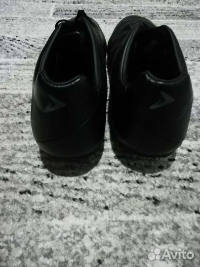 Футбольные бутсы 46 размер