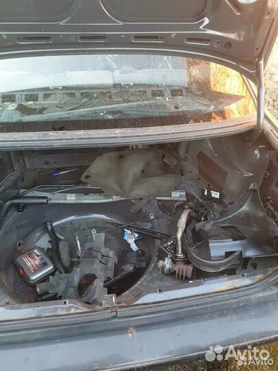 Запчасти кузова и мотор 2.5тдс и 2.4 тд