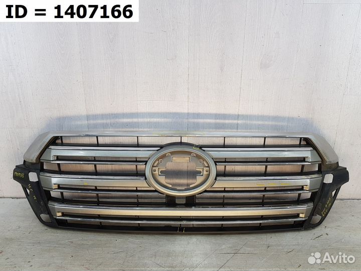 Решетка радиатора Toyota Land Cruiser