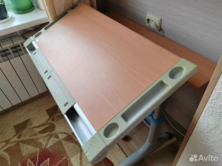 Стол парта растущая