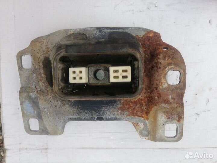 Подушка МКПП Ford Focus 2 форд фокус 2