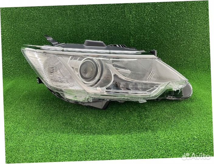 Фара правая Camry XV50 14-17
