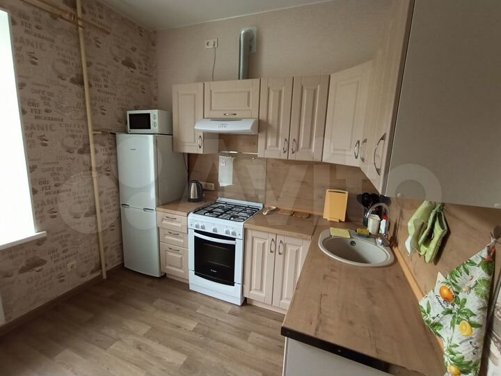 2-к. квартира, 60 м², 2/4 эт.