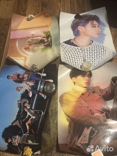 Плакаты разных kpop групп