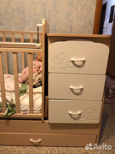 Детская кроватка