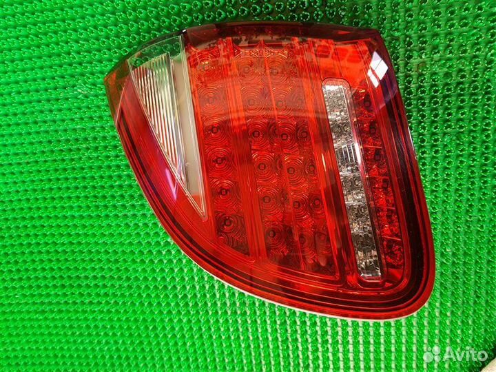 Стоп-сигнал прав. зад. Porsche Cayenne