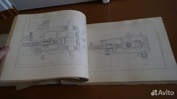 Плахов В. С. Атлас по судовым двигателям внутренне