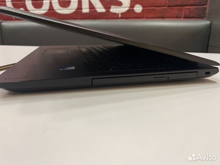 Ноутбук в идеальном состоянии