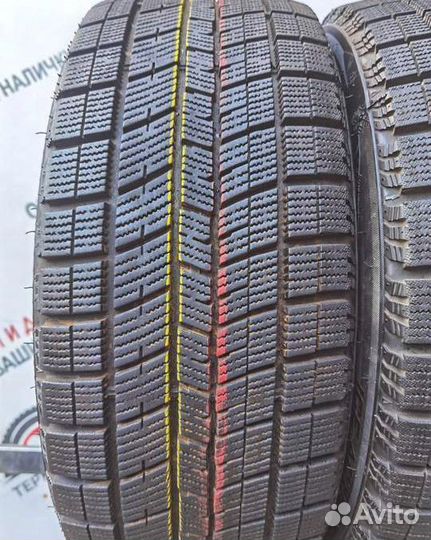 Nankang Ice Active AW-1 215/45 R17 97V