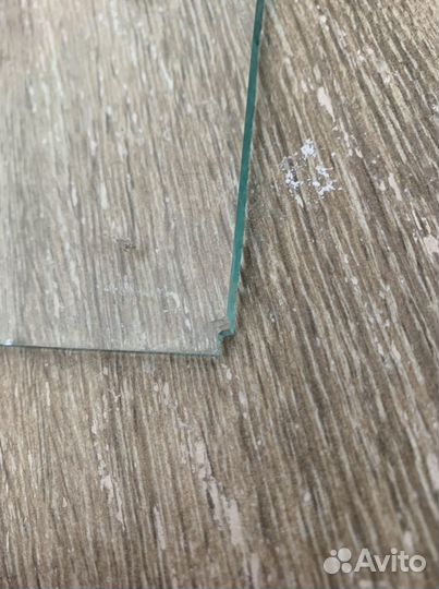 Стеклянные полки две шт (без креплений)