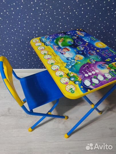 Детский стол и стул