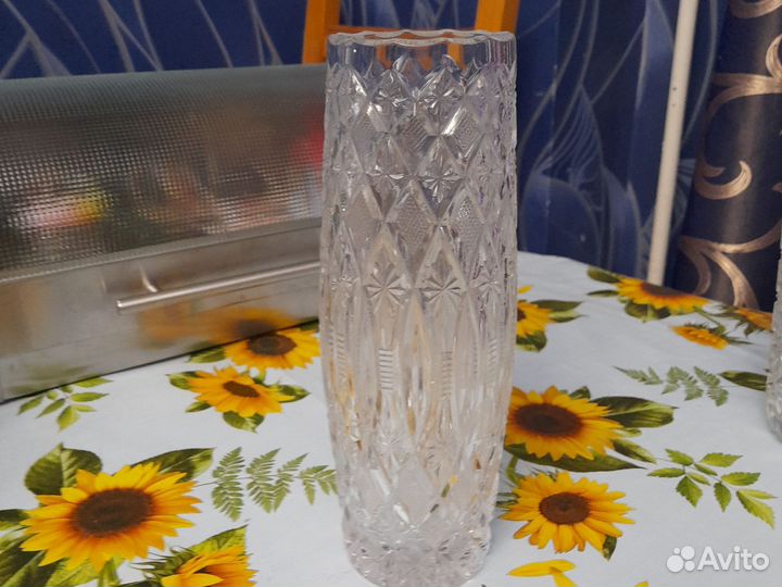 Вазы хрустальные
