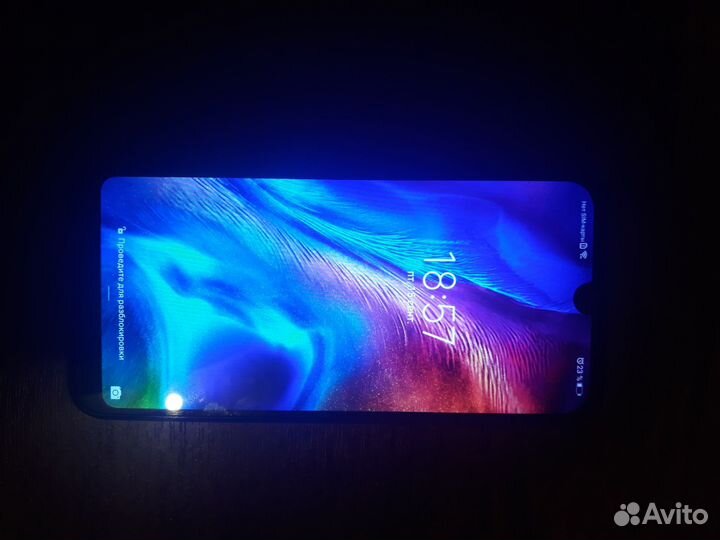 Телефон honor 8s