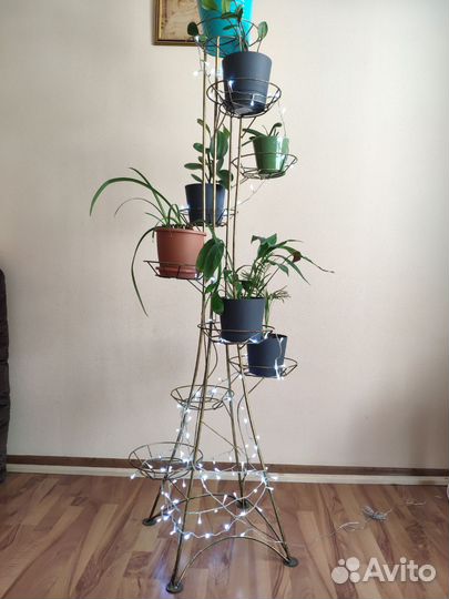 Подставка для цветов напольная металлическая