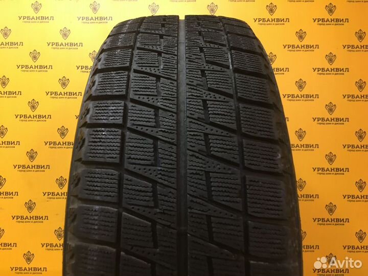 Bridgestone Blizzak Revo2 215/60 R17 96Q