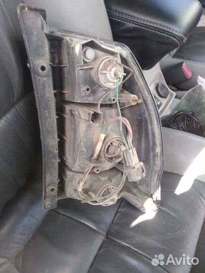 Фонари задние Mitsubishi Pajero Sport 1