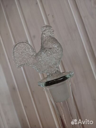 Старинный графин с петушком (XlX век)