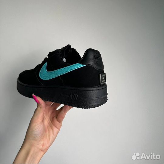 Кроссовки Nike Tiffany