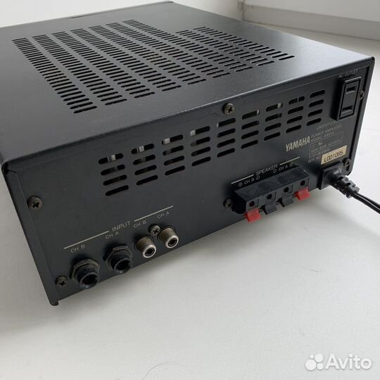 Усилитель Yamaha A100a