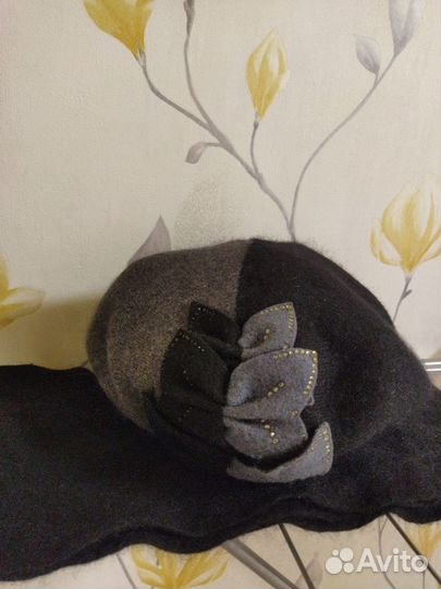Комплект берет и шарф новый