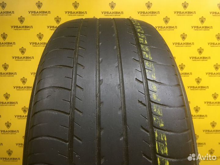 Yokohama dB Decibel E70B 215/55 R17 93V