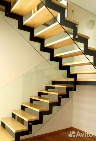 Лестница прямая под ключ