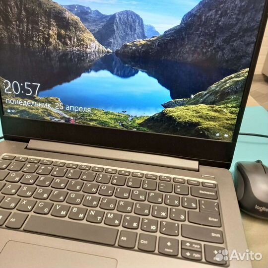 Ноутбук Lenovo